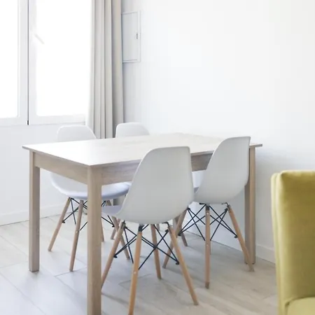 Apartamento Velarde Center One Malaga Exterior photo